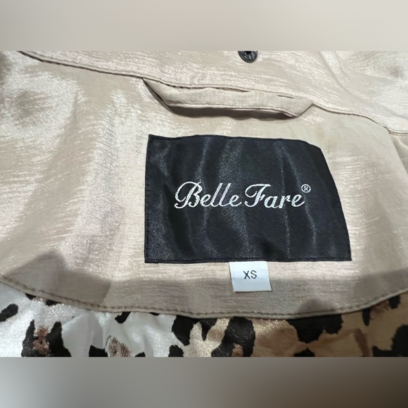 NWOT Bella Fare Belted Bubble Trench Coat - Picture 10 of 11